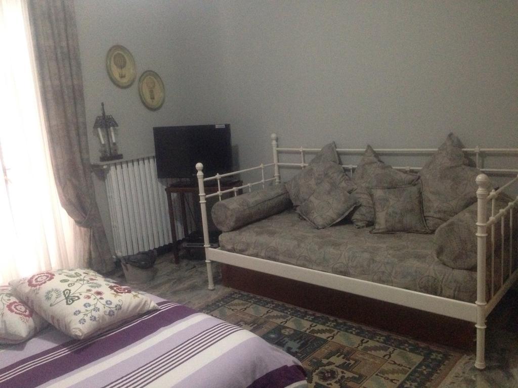 B&B Le Stanze Del Moro Pallare Buitenkant foto